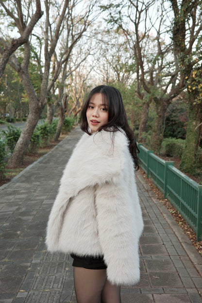 本期必買!!🔥𝐅𝐫𝐨𝐬𝐭 𝐅𝐮𝐫 雪霧❄️大毛毛外套🧸