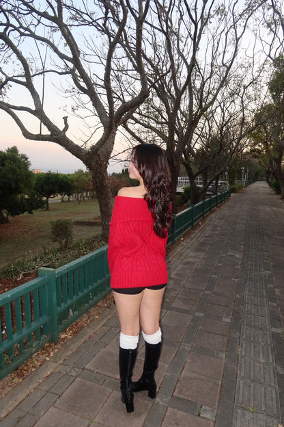 𝐎𝐟𝐟-𝐒𝐡𝐨𝐮𝐥𝐝𝐞𝐫 𝐒𝐰𝐞𝐚𝐭𝐞𝐫 暗紅一字領大毛衣 ♥️❄️