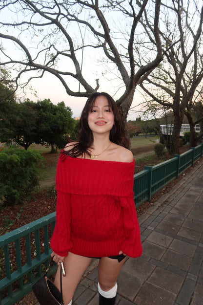 𝐎𝐟𝐟-𝐒𝐡𝐨𝐮𝐥𝐝𝐞𝐫 𝐒𝐰𝐞𝐚𝐭𝐞𝐫 暗紅一字領大毛衣 ♥️❄️