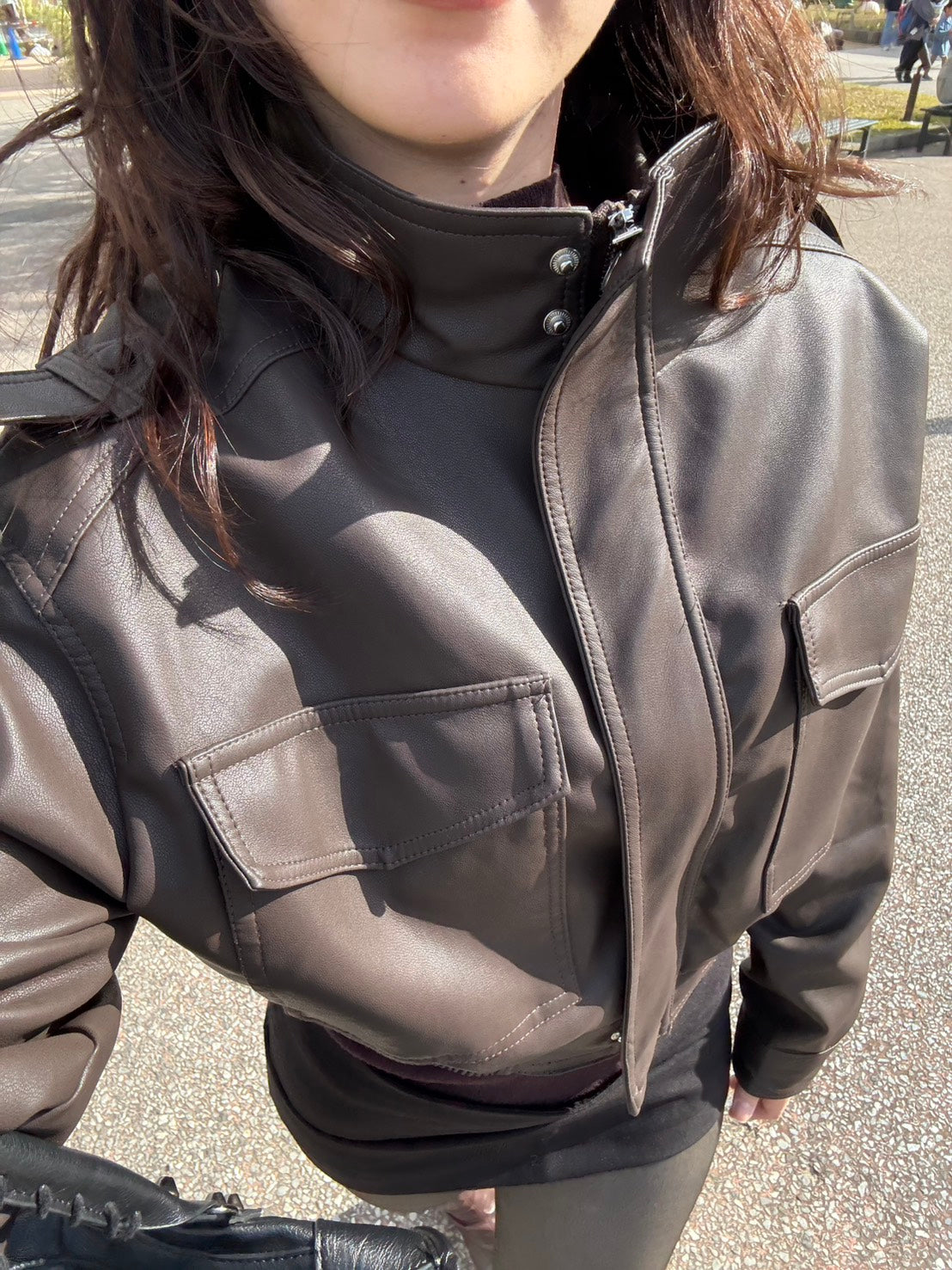 本期必買🤎𝐒𝐨𝐟𝐭 𝐥𝐞𝐚𝐭𝐡𝐞𝐫 短版雙拉鏈霧面立領騎士皮外🏍️🧸