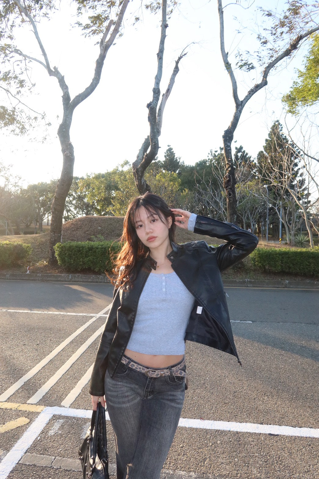 𝟐𝟎𝟎𝟎𝐬 𝐒𝐥𝐢𝐦 𝐰𝐚𝐢𝐬𝐭 𝐥𝐞𝐚𝐭𝐡𝐞𝐫 𝐣𝐚𝐜𝐤𝐞𝐭 🖤🏍️