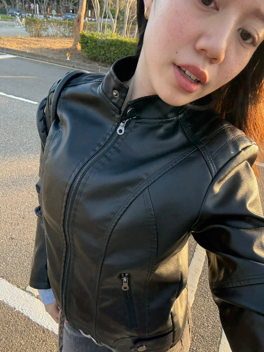 𝟐𝟎𝟎𝟎𝐬 𝐒𝐥𝐢𝐦 𝐰𝐚𝐢𝐬𝐭 𝐥𝐞𝐚𝐭𝐡𝐞𝐫 𝐣𝐚𝐜𝐤𝐞𝐭 🖤🏍️