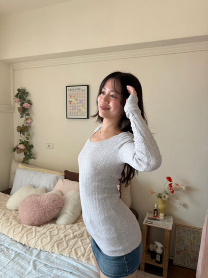 𝐁𝐌風🧸𝟐𝟎𝟎𝟎𝐬 緊身長版𝐤𝐧𝐢𝐭 𝐥𝐨𝐧𝐠 𝐬𝐥𝐞𝐞𝐯𝐞🛏️