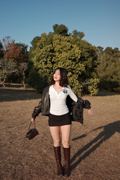 𝐌𝐮𝐬𝐭 𝐡𝐚𝐯𝐞 ! 𝐋𝐨𝐰 𝐰𝐚𝐢𝐬𝐭 西裝短裙🖤