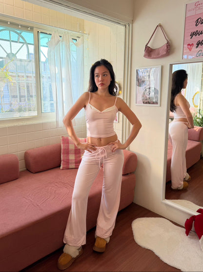 𝑴𝒆𝒂𝒏 𝑮𝒊𝒓𝒍𝒔 💗 𝟐𝟎𝟎𝟎𝒔 𝑷𝒂𝒋𝒂𝒎𝒂 𝑫𝒓𝒆𝒂𝒎 🧸🛏️