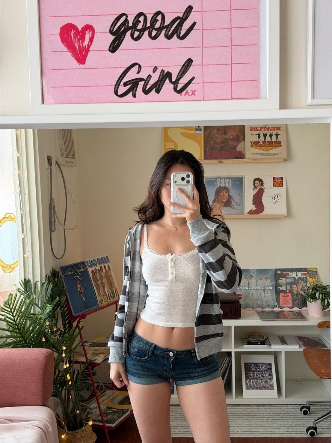 本期必買!!⭐️經典𝟐𝟎𝟎𝟎𝒔 𝑩𝒆𝒍𝒍𝒂 𝑺𝒕𝒓𝒊𝒑𝒆 𝑯𝒐𝒐𝒅𝒊𝒆👟🧸
