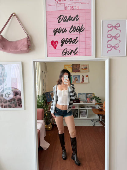 本期必買!!⭐️經典𝟐𝟎𝟎𝟎𝒔 𝑩𝒆𝒍𝒍𝒂 𝑺𝒕𝒓𝒊𝒑𝒆 𝑯𝒐𝒐𝒅𝒊𝒆👟🧸