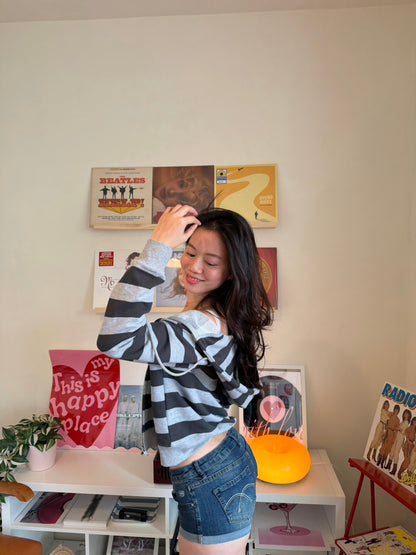 本期必買!!⭐️經典𝟐𝟎𝟎𝟎𝒔 𝑩𝒆𝒍𝒍𝒂 𝑺𝒕𝒓𝒊𝒑𝒆 𝑯𝒐𝒐𝒅𝒊𝒆👟🧸