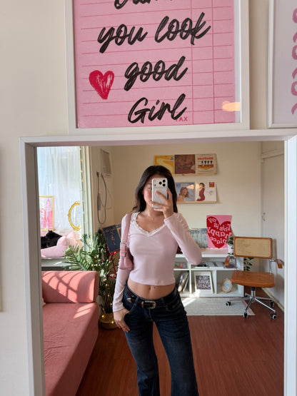 𝑺𝒐𝒇𝒕 𝑺𝒖𝒏𝒅𝒂𝒚 𝑺𝒕𝒓𝒊𝒑𝒆 𝑻𝒐𝒑 🎀