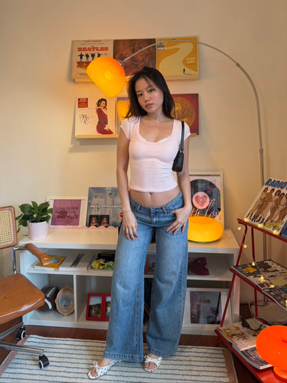 本期新款𝒍𝒐𝒘 𝒓𝒊𝒔𝒆 𝒔𝒍𝒊𝒈𝒉𝒕𝒍𝒚 𝒍𝒐𝒐𝒔𝒆 𝒋𝒆𝒂𝒏𝒔👖💌