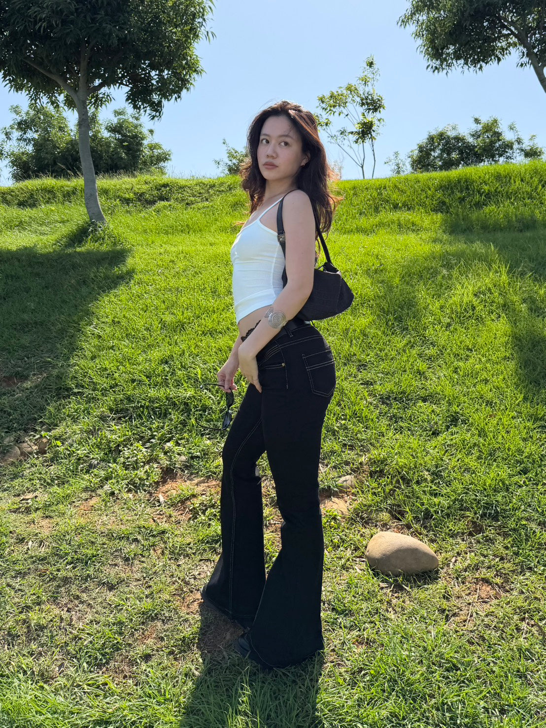 必買新款!!⭐️𝐌𝐢𝐝𝐧𝐢𝐠𝐡𝐭 𝐥𝐨𝐰 𝐫𝐢𝐬𝐞 𝐣𝐞𝐚𝐧𝐬🖤