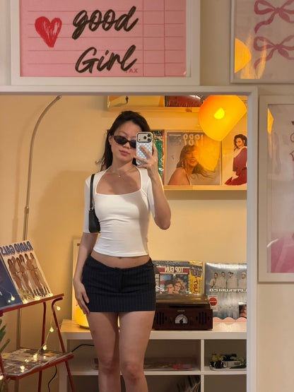 必買𝟐𝟎𝟎𝟎𝐬 𝐢𝐭 𝐠𝐢𝐫𝐥 𝐬𝐪𝐮𝐚𝐫𝐞 𝐭𝐨𝐩 🤍🥂