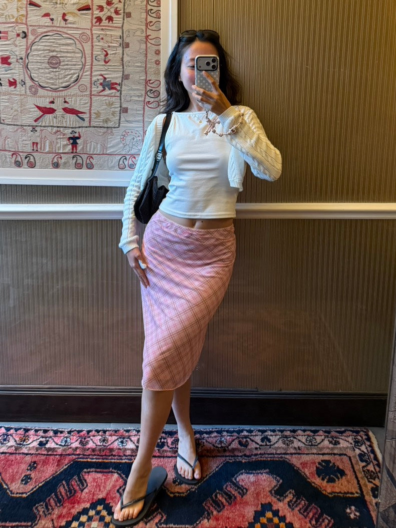 𝐂𝐚𝐫𝐫𝐢𝐞 𝐁𝐫𝐚𝐝𝐬𝐡𝐚𝐰 𝟐𝟎𝟎𝟎𝒔 𝒎𝒊𝒅𝒊 𝐬𝐤𝐢𝐫𝐭💗