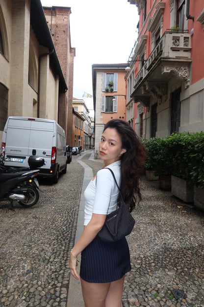 𝐈𝐭 𝐠𝐢𝐫𝐥 𝟐𝟎𝟎𝟎𝐬 𝐦𝐢𝐧𝐢 𝐬𝐤𝐢𝐫𝐭☕️💋