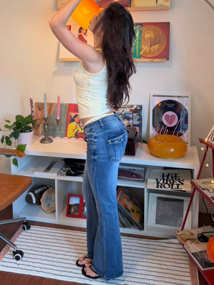2000s🍸📀 𝐑𝐚𝐝𝐢𝐨 𝐆𝐢𝐫𝐥 𝐉𝐞𝐚𝐧𝐬👖