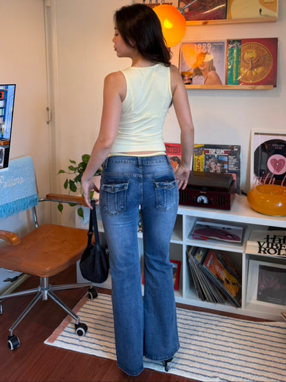 2000s🍸📀 𝐑𝐚𝐝𝐢𝐨 𝐆𝐢𝐫𝐥 𝐉𝐞𝐚𝐧𝐬👖