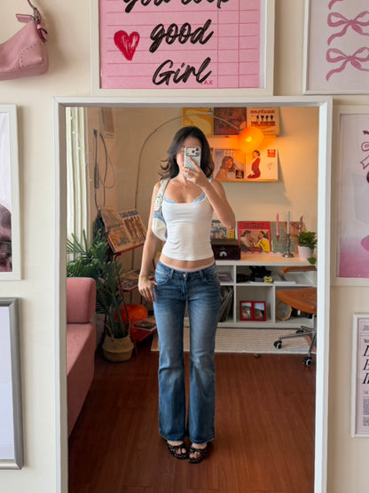 2000s🍸📀 𝐑𝐚𝐝𝐢𝐨 𝐆𝐢𝐫𝐥 𝐉𝐞𝐚𝐧𝐬👖