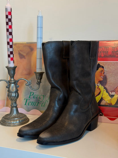 𝐕𝐢𝐧𝐭𝐚𝐠𝐞 𝐖𝐞𝐬𝐭𝐞𝐫𝐧 𝐁𝐨𝐨𝐭𝐬 🤎👢