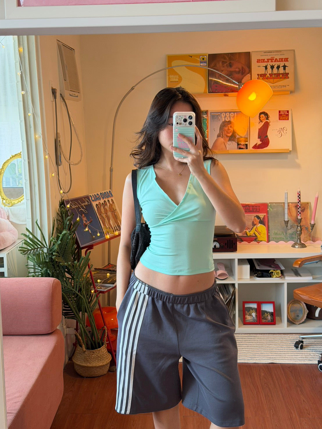 𝐒𝐩𝐨𝐫𝐭𝐲 𝐂𝐚𝐩𝐫𝐢 𝐏𝐚𝐧𝐭𝐬 👟🩶