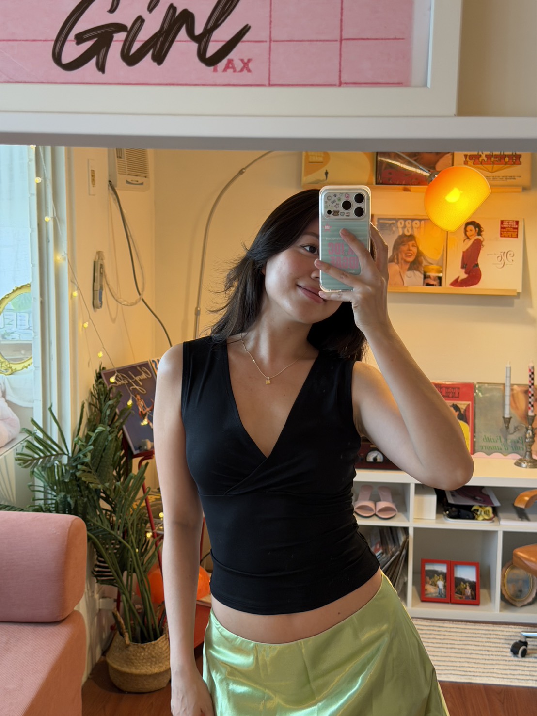 𝐌𝐢𝐧𝐭 𝐎𝐟𝐟 𝐃𝐮𝐭𝐲 𝐓𝐨𝐩 ☘️