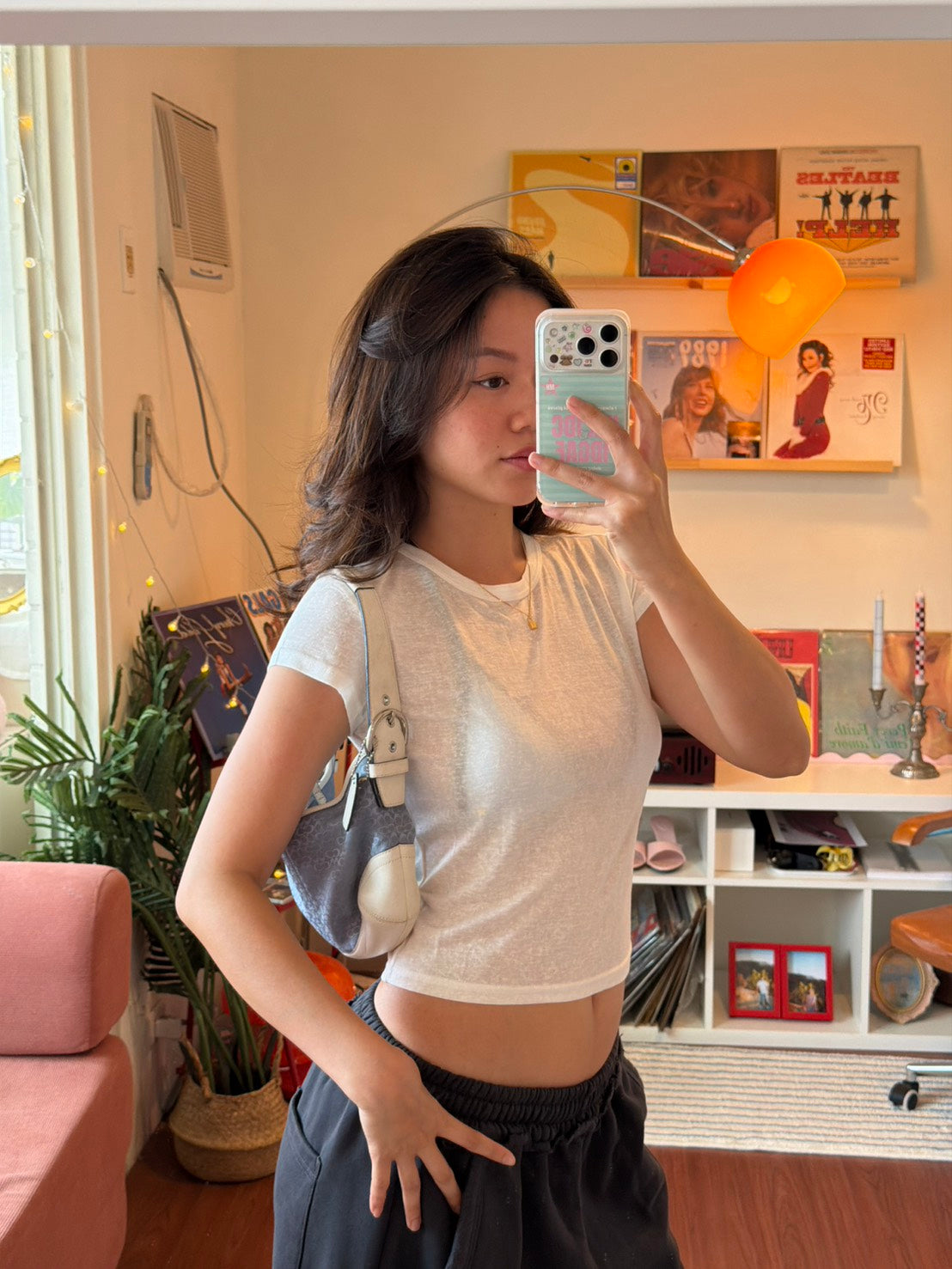 Super soft ! 𝐓𝐡𝐞 𝐄𝐯𝐞𝐫𝐲𝐝𝐚𝐲 𝐓𝐞𝐞 🖤🤍