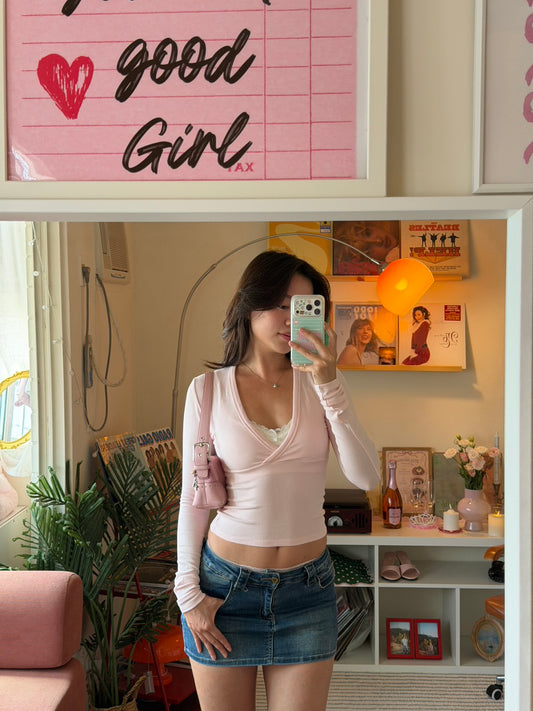 𝘽𝙡𝙪𝙨𝙝 𝙋𝙞𝙣𝙠 𝙒𝙧𝙖𝙥 𝙑-𝙉𝙚𝙘𝙠 𝙏𝙤𝙥୨୧